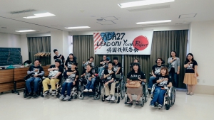 報告会の最後、みんなで記念撮影