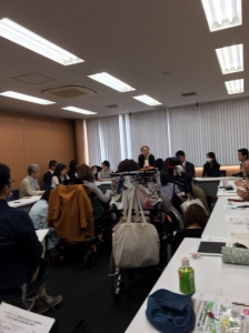 報告会の様子