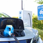 【7/18(木)17時まで】パブリックコメント実施中! 電動車のための公共用充電施設におけるユニバーサルデザイン・バリアフリー対応に関するガイドライン