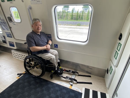 写真9:車いす固定