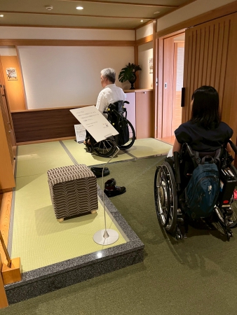 室内、露天風呂